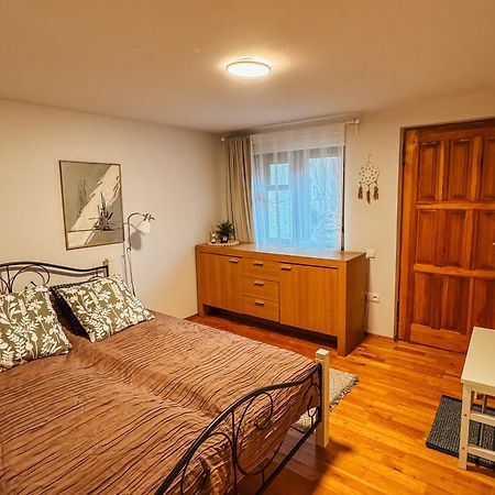 Little House Apartment คอนัส ภายนอก รูปภาพ