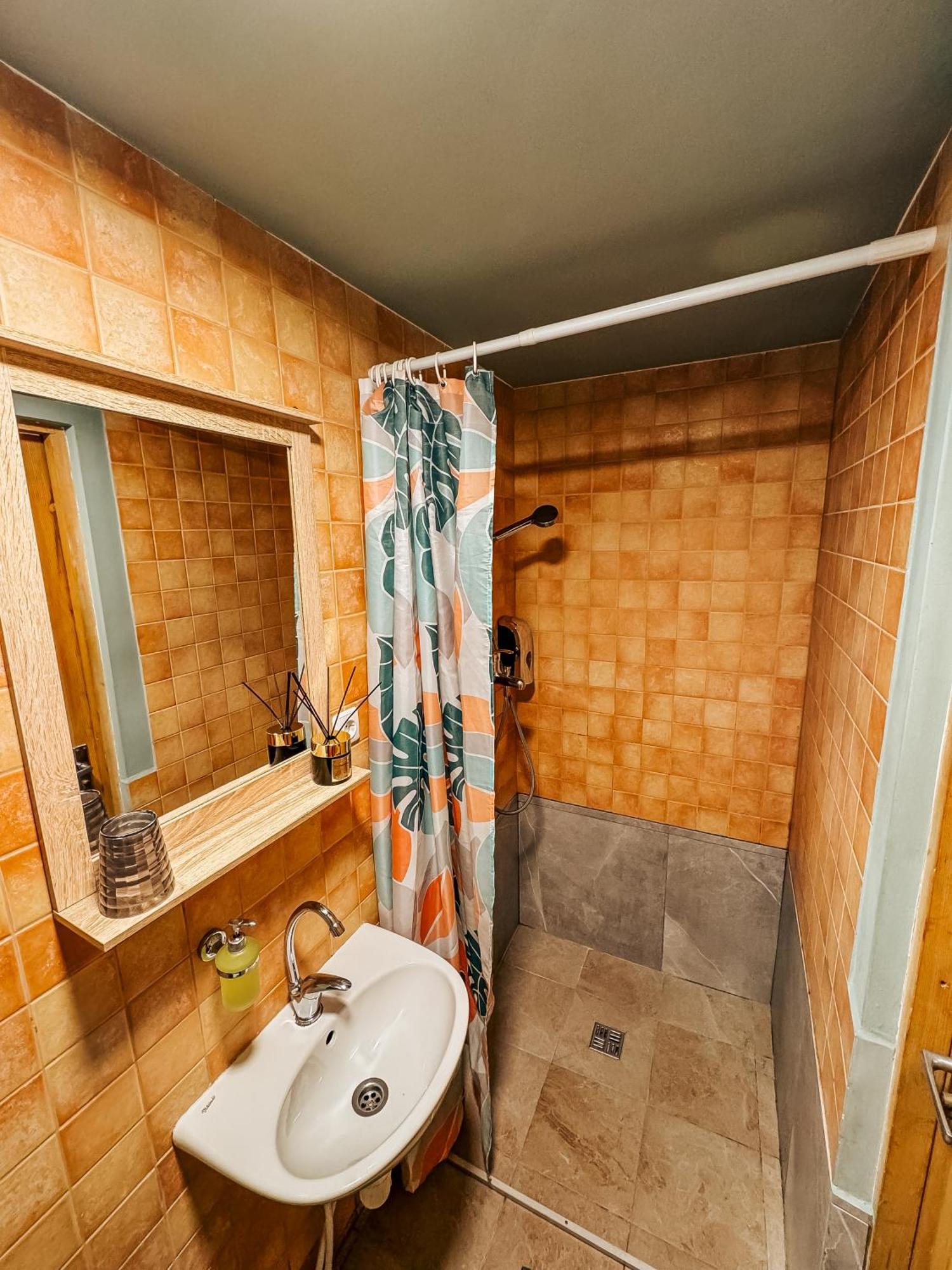 Little House Apartment คอนัส ภายนอก รูปภาพ