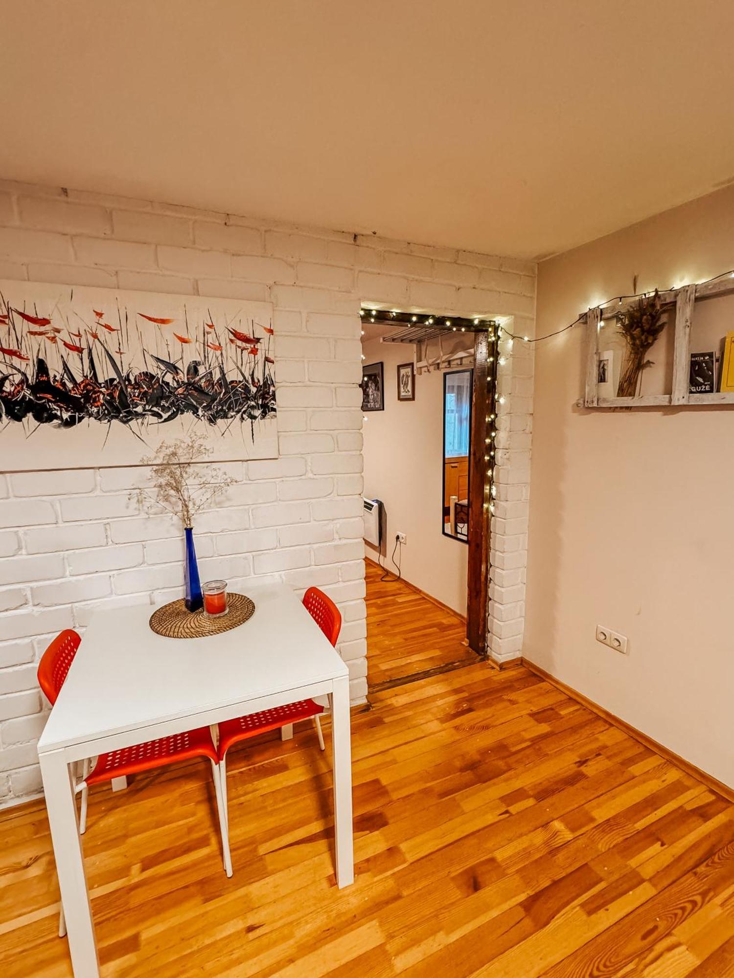 Little House Apartment คอนัส ภายนอก รูปภาพ