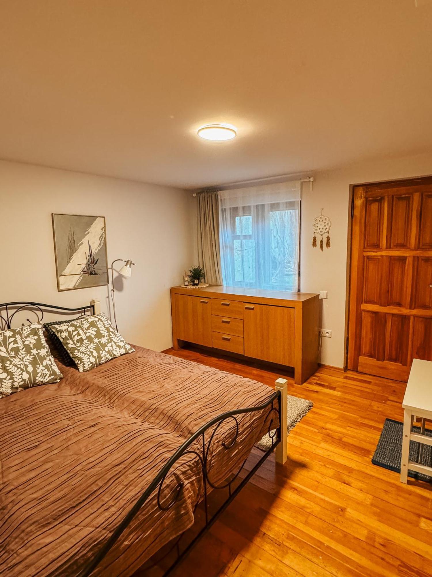 Little House Apartment คอนัส ภายนอก รูปภาพ