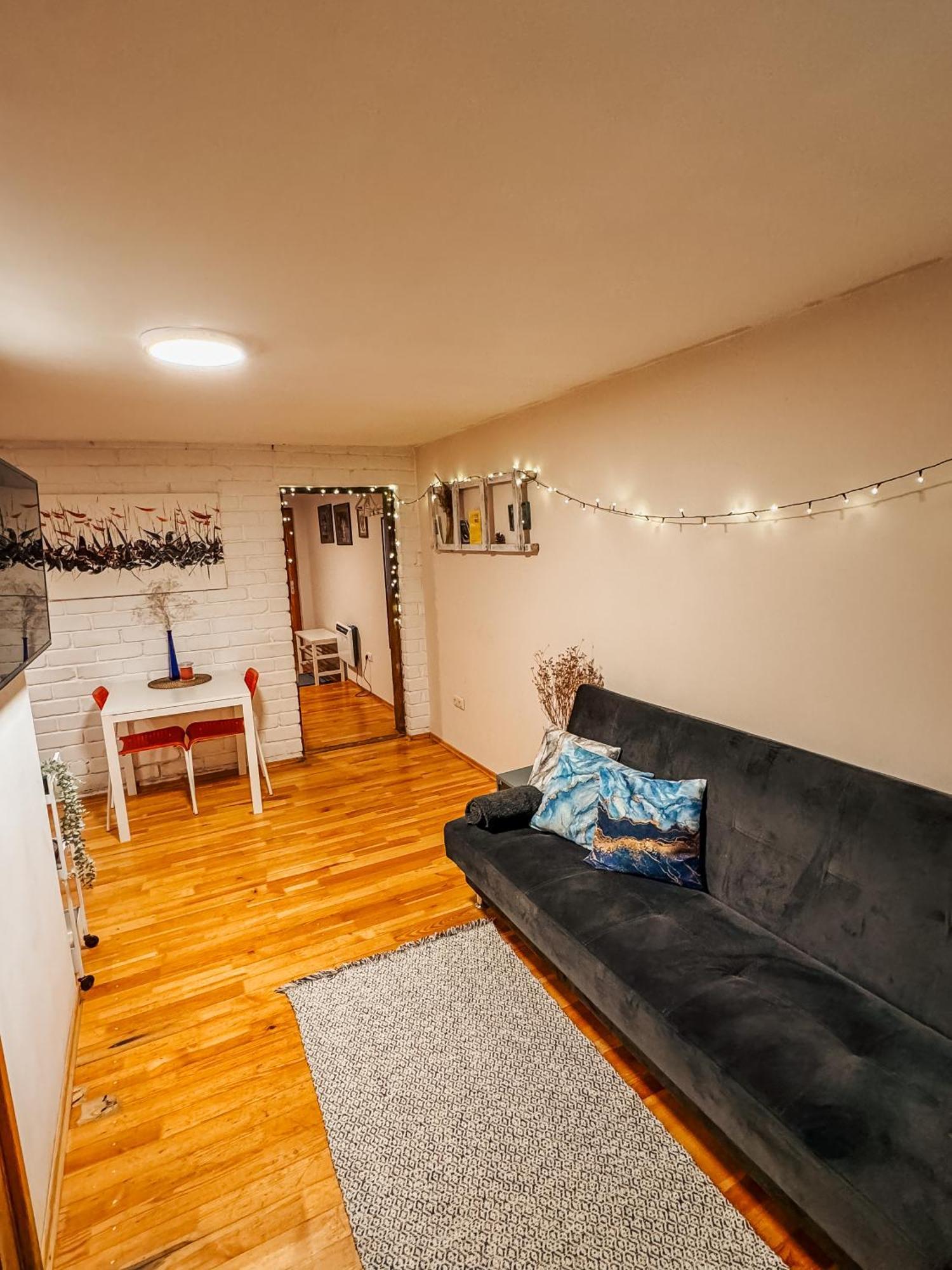 Little House Apartment คอนัส ภายนอก รูปภาพ