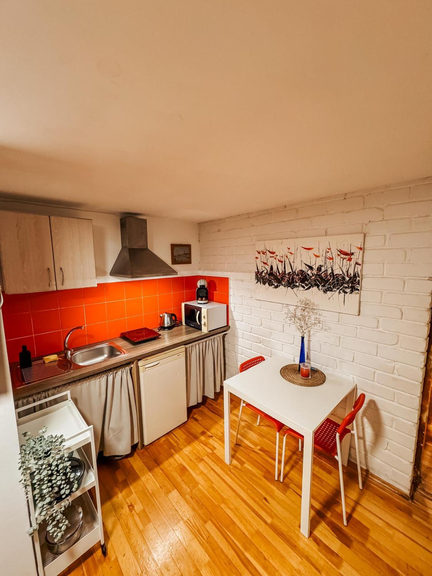 Little House Apartment คอนัส ภายนอก รูปภาพ